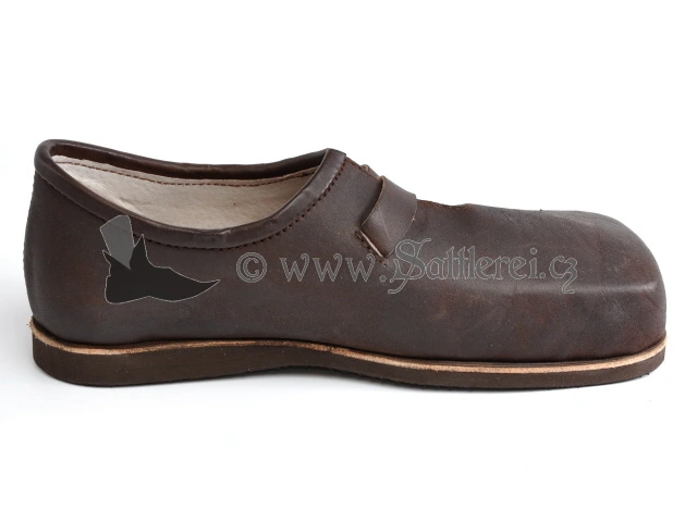 Landsknecht's Duckbill shoe Medieval Footwear (nicknamed oxmaw)Medieval Footwear