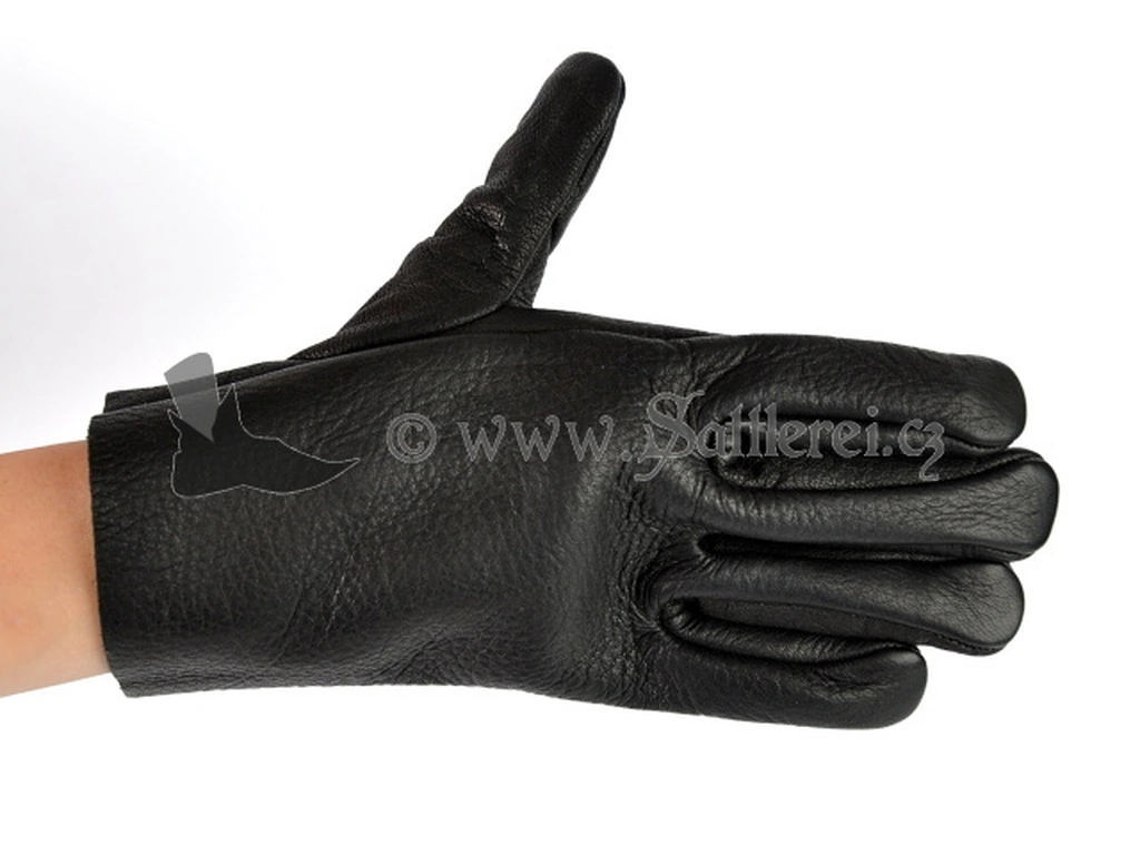 Leather gloves for knights 