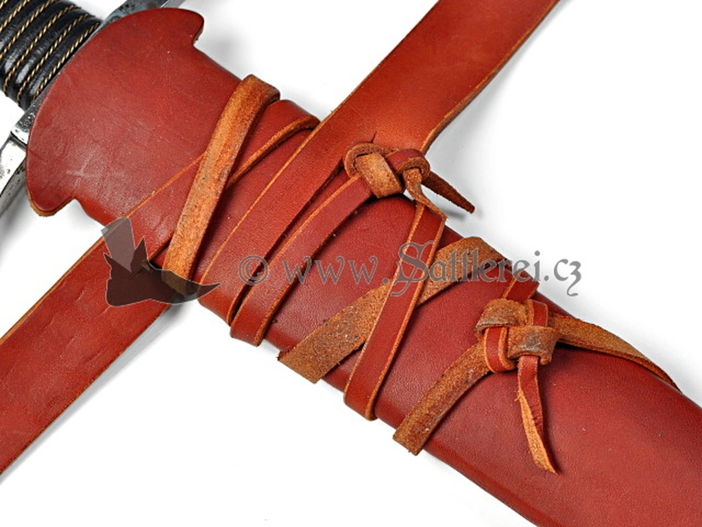 Short scabbards with belt Belt hand sewn hammered clasp