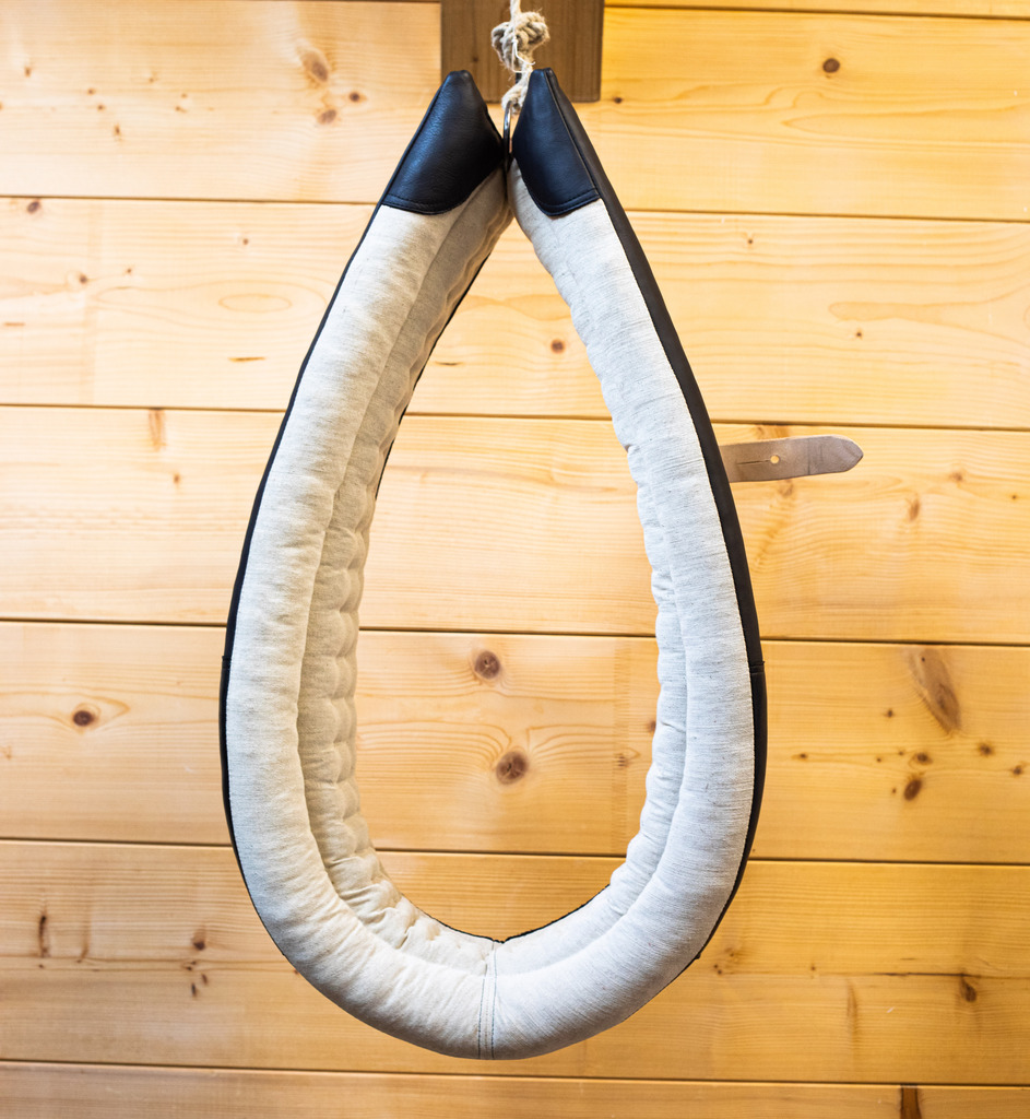 Horse-collar, type Tyrol  