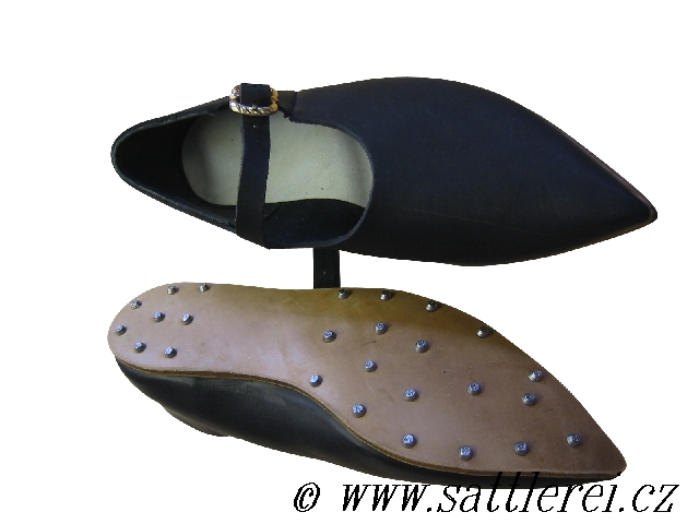 Mittelalter gotick Schuhe aus dem 14-15. Jh