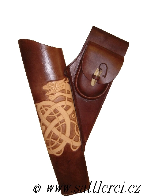 Pfeilköcher (Bogenköcher) (mit zugeknöpfte Tasche aus Hirschgeweih) für Gürtelbefestigung.