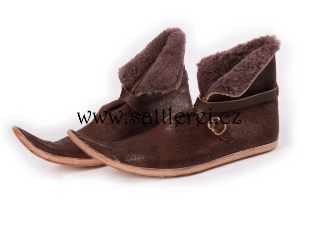 Winterschuhe auf Schuhform gefertigt schnabelschuhe Mittelalter Schuhe Handgemacht