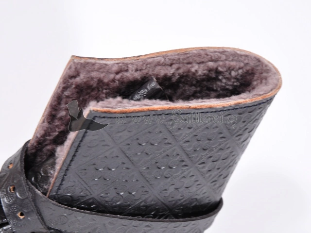 Winterschuhe auf Schuhform gefertigt Schnabelschuhe