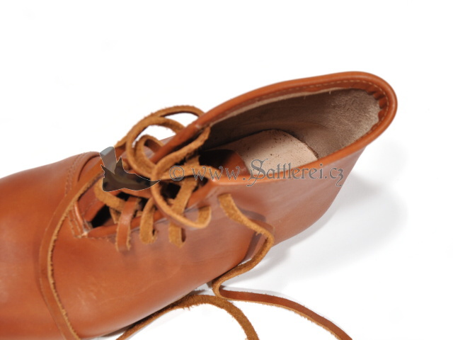 Historische Leder Schuhe aus dem Mittelalter